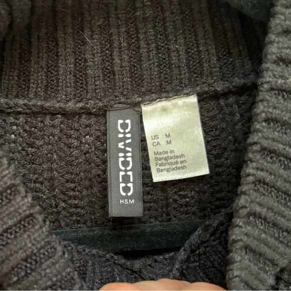 Black Turtleneck Knit Sweater - Picture 2 of 3